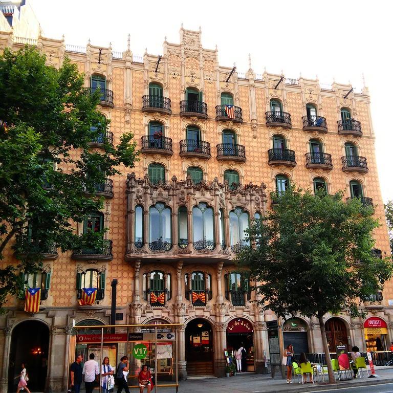 Hostal Lesseps Barcelona Eksteriør bilde